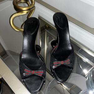 Gucci Women's Black Sandal